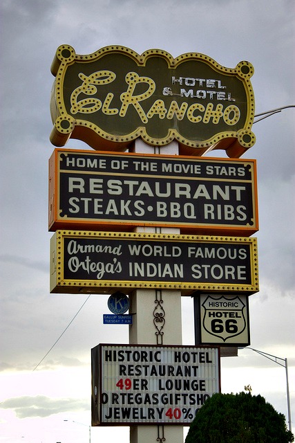 El Rancho Sign