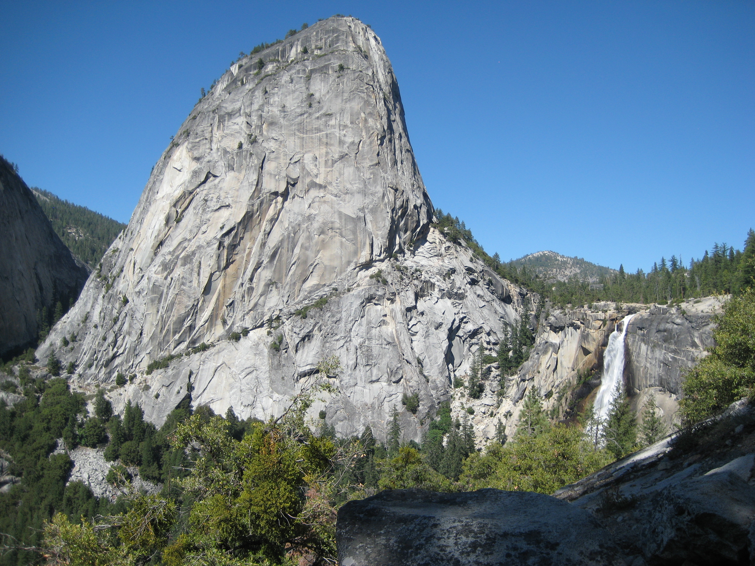 Liberty Cap and Nevada Falls ramblelove.